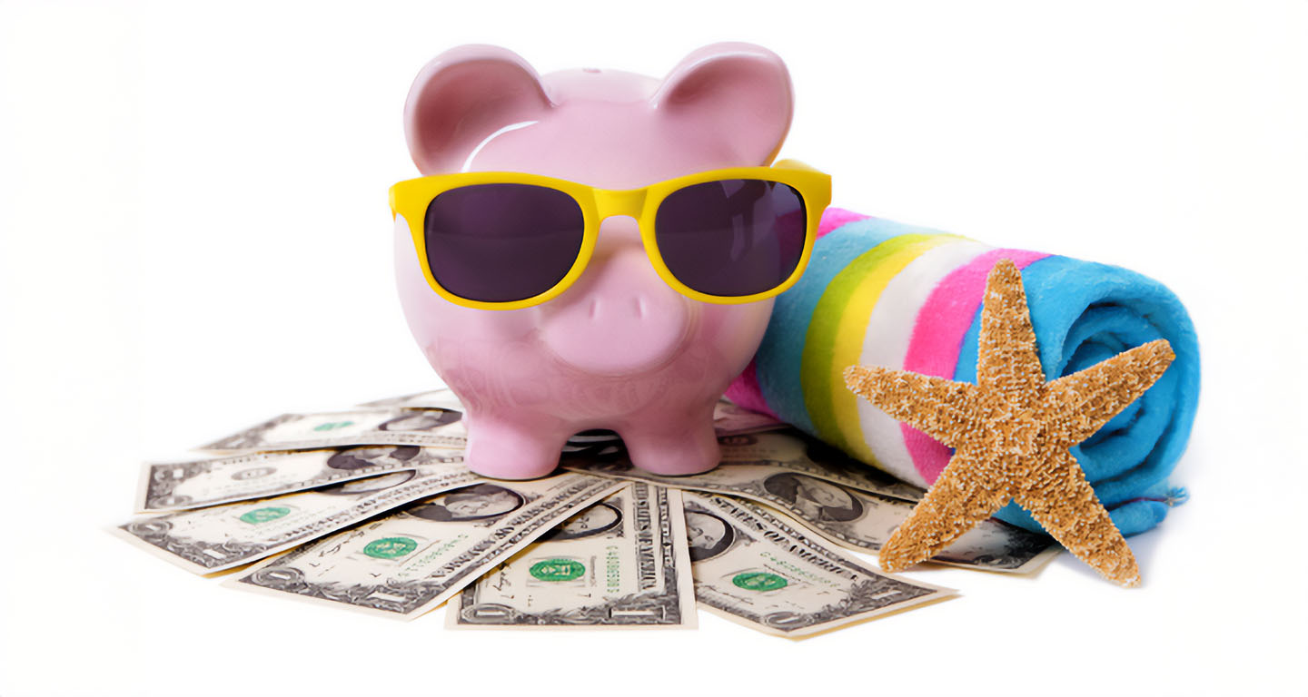 Piggy bank wearing sunglasses